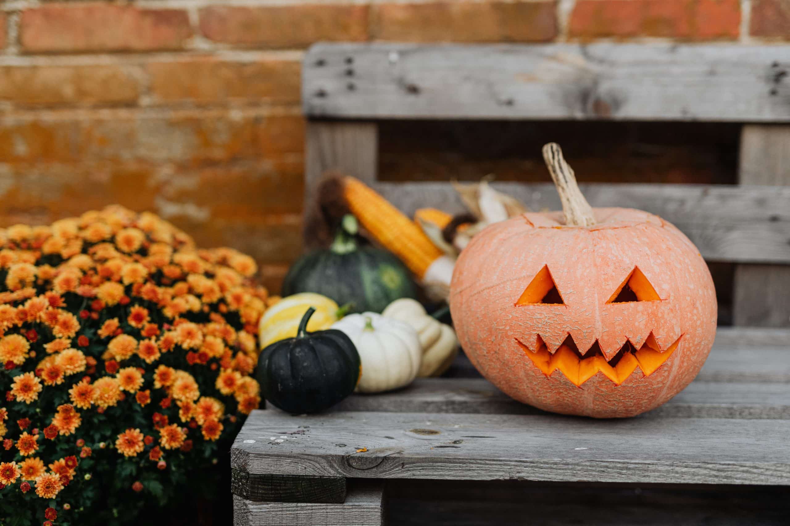 How to Celebrate Halloween at Work During COVID