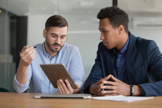 7 Reasons Employers Are Switching to Defined Contribution Health Benefits in California