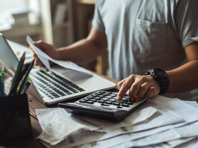 How Employers Can Fight the 9% Health Insurance Premium Hike in 2026
